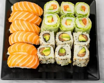 Plateau Royal 🫅- 18 Pièces .